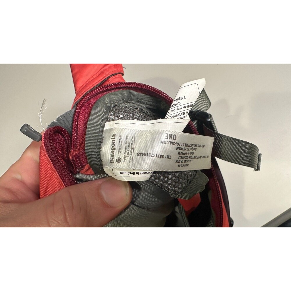 Patagonia Atom Sling 8L Crossbody Bag Coral Red Plum 48259 FA13 Discontinued - Picture 12 of 14